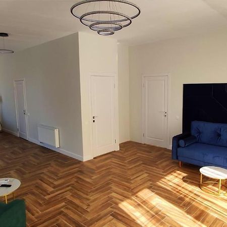 Rit Hotel Gagry Eksteriør bilde