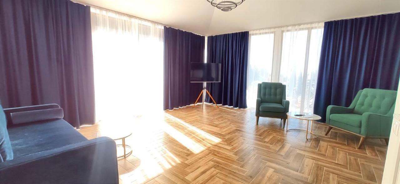 Rit Hotel Gagry Eksteriør bilde