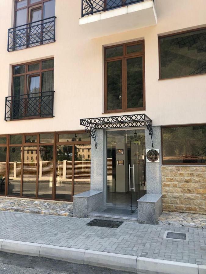 Rit Hotel Gagry Eksteriør bilde